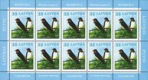Colnect-1217-201-Barn-Swallow%C2%A0Hirundo-rustica.jpg