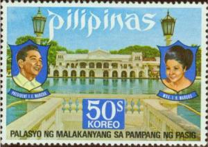 Colnect-2914-358-President-with-wife-palace.jpg