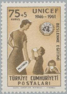 Colnect-2576-747-Woman-distributing-pasteurize-milk.jpg